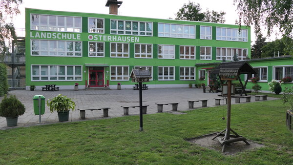 Bild vergr&ouml;&szlig;ern: Landschule_Osterhausen