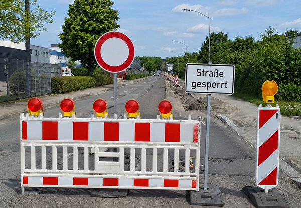 Stra&szlig;e gesperrt
