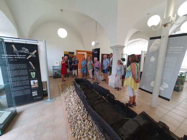 Ein Blick in den Ausstellungsraum im Andreaskirchplatz 10
