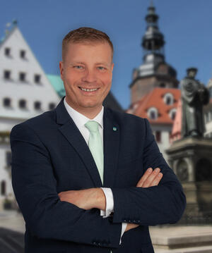 Bild vergrößern: BM_porträt_zugeschnitten_foto_ahlhlem© 30680_018c x