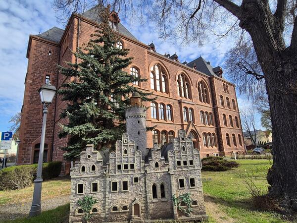 Bild vergr&ouml;&szlig;ern: Grundschule Am Schlo&szlig;platz