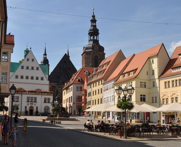 Bild vergrößern: Marktplatz01