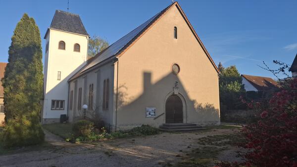 Bild vergr&ouml;&szlig;ern: Kath. Kirche St.Marien Sittichenbach