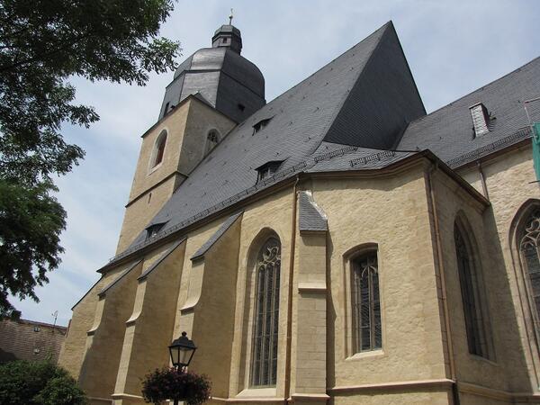 Bild vergr&ouml;&szlig;ern: St. Petrikirche - Taufkirche